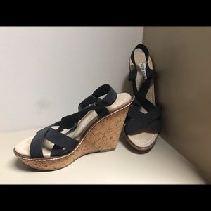 Steve Madden Black Strappy Wedges